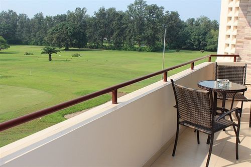 Roca Golf Hotel Bujumbura Ngoại thất bức ảnh